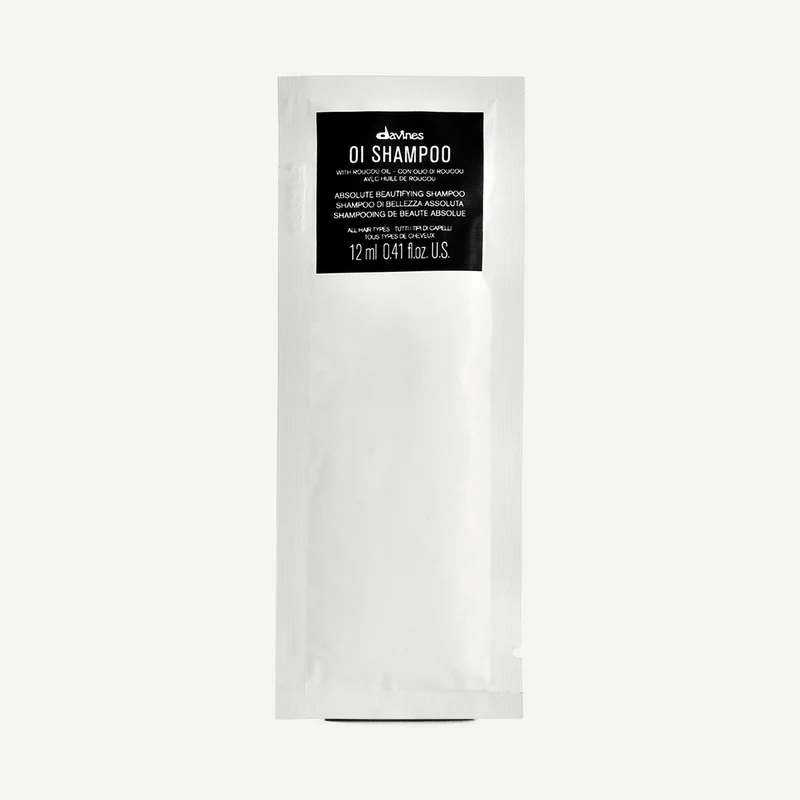 PER TUTTI I TIPI DI CAPELLI - OI Shampoo