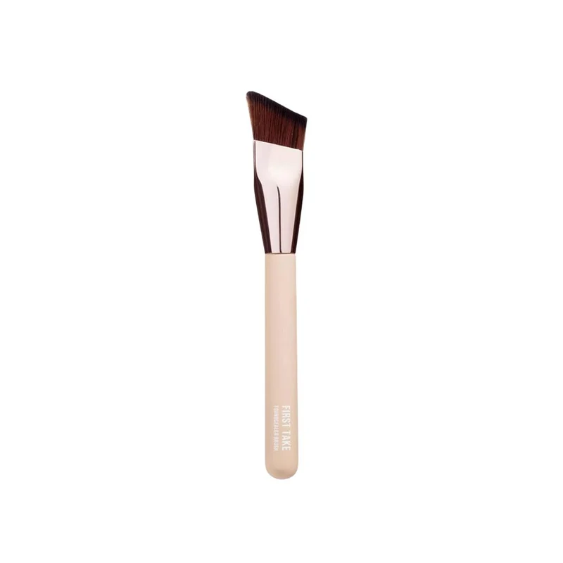 First Take Brush Pennello Foundcealer