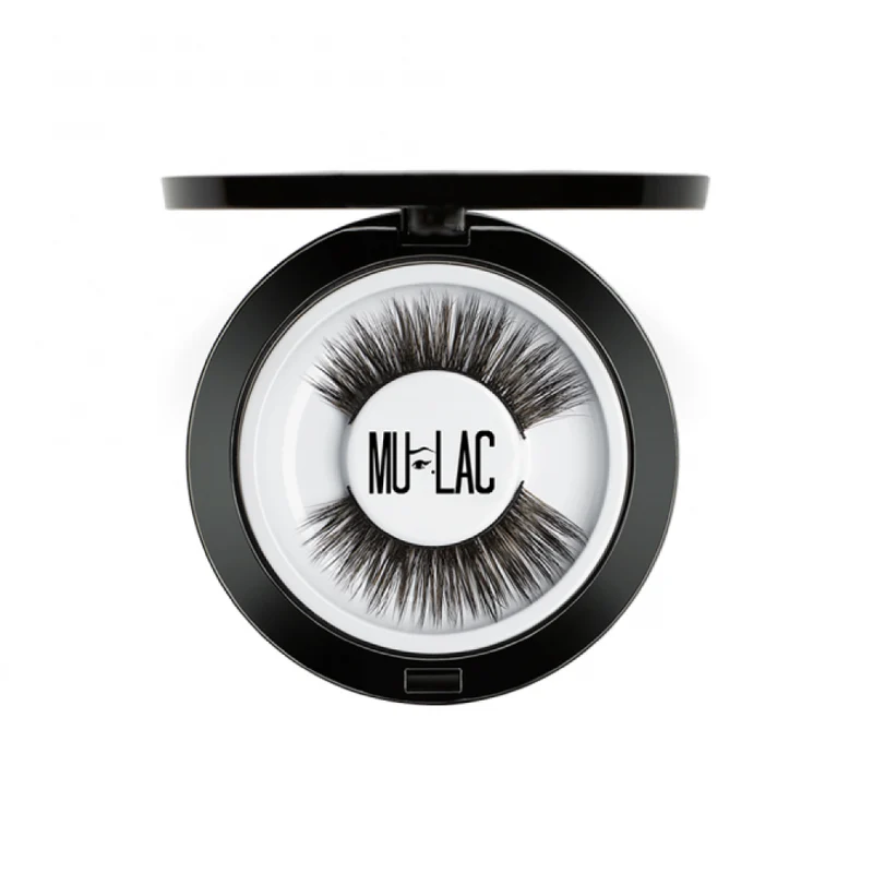 Flirty Eyelashes