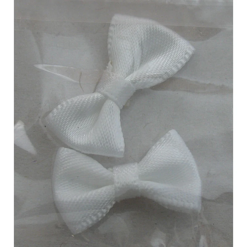 Decoro papillon di stoffa bianco
